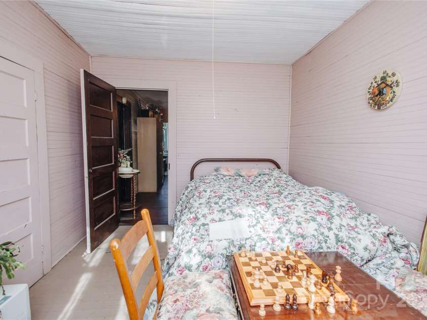 63 Clear Creek Road, Marion, NC 28752.  MLS# CAR4333623, YatesRealty ID 2080. 