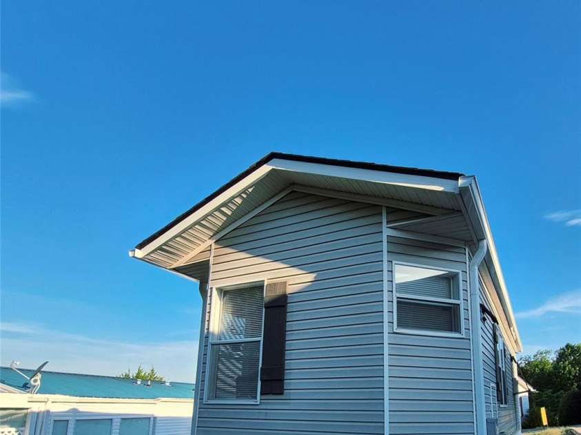 166 Eagle Drive, New London, NC 28127.  MLS# CAR4271205, YatesRealty ID 20800. 