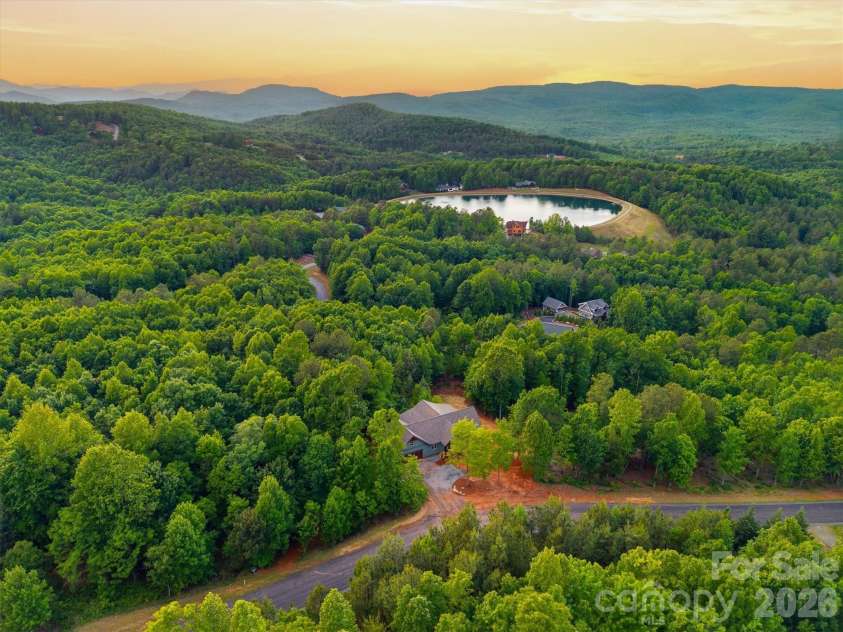500 Grandview Peaks Drive, Nebo, NC 28761.  MLS# CAR4364035, YatesRealty ID 20800. 