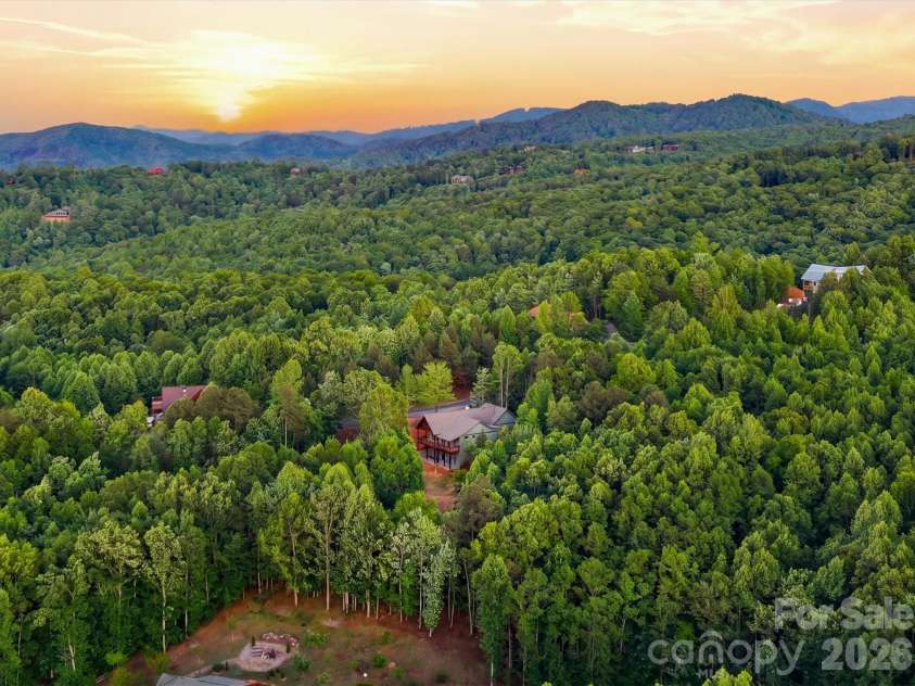 500 Grandview Peaks Drive, Nebo, NC 28761.  MLS# CAR4364035, YatesRealty ID 20800. 
