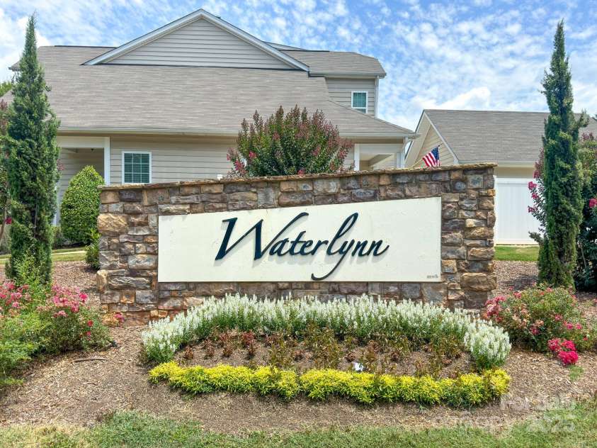 233 Waterlynn Road, Mooresville, NC 28117.  MLS# CAR4251215, YatesRealty ID 20801. 