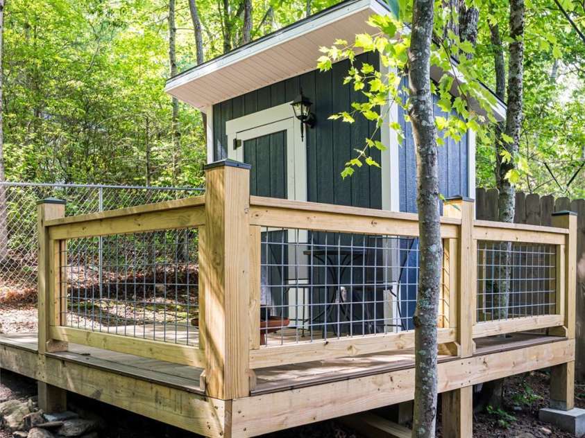 153 Buckner Road, Black Mountain, NC 28711.  MLS# CAR4295249, YatesRealty ID 20802. 