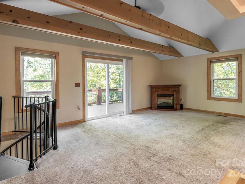 153 Buckner Road, Black Mountain, NC 28711.  MLS# CAR4295249, YatesRealty ID 20802. 