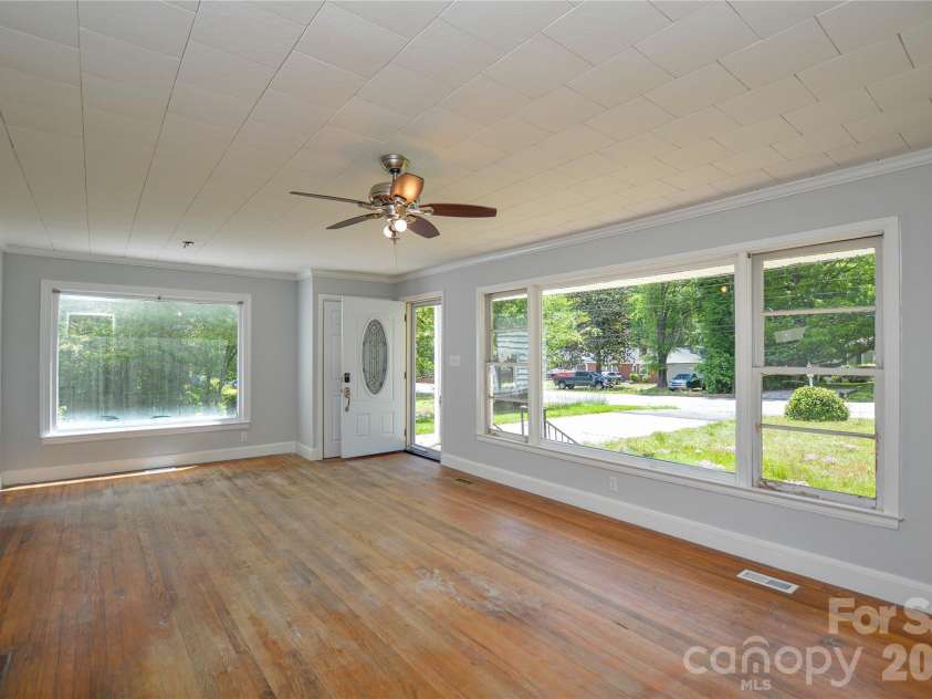 605 Gillsbrook Road, Lancaster, SC 29720.  MLS# CAR4379720, YatesRealty ID 20802. 