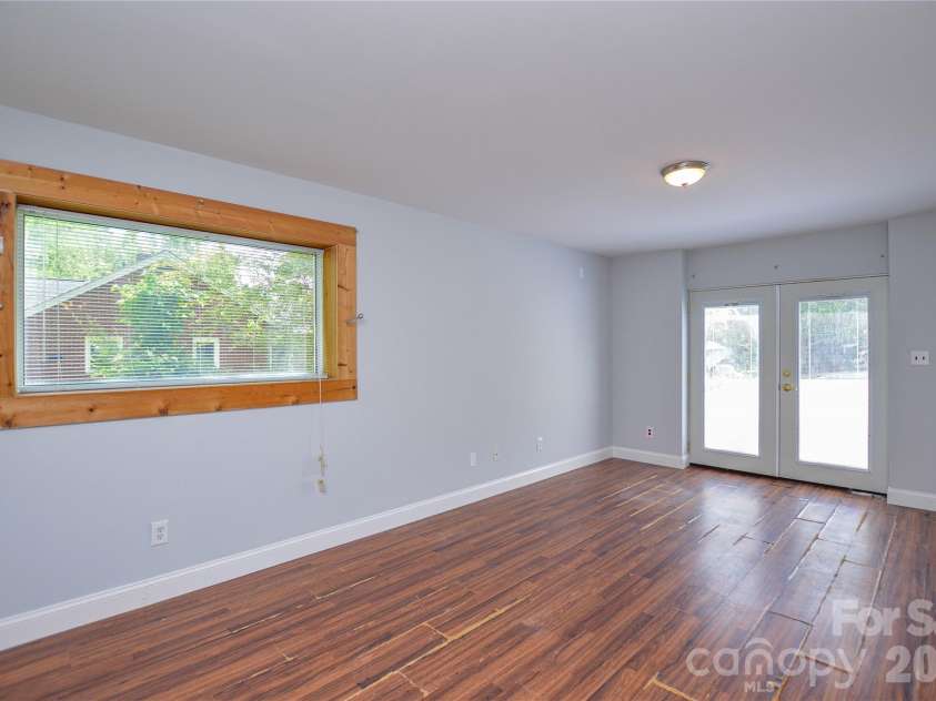 605 Gillsbrook Road, Lancaster, SC 29720.  MLS# CAR4379720, YatesRealty ID 20802. 