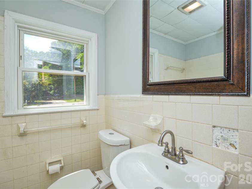 605 Gillsbrook Road, Lancaster, SC 29720.  MLS# CAR4379720, YatesRealty ID 20802. 