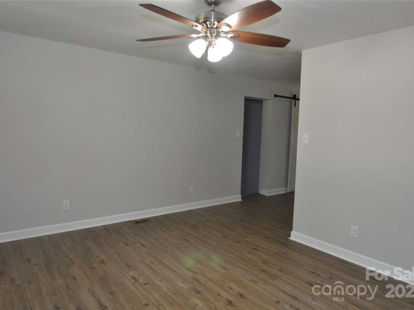 1277 Eden Drive, Chester, SC 29706.  MLS# CAR4259751, YatesRealty ID 20805. 