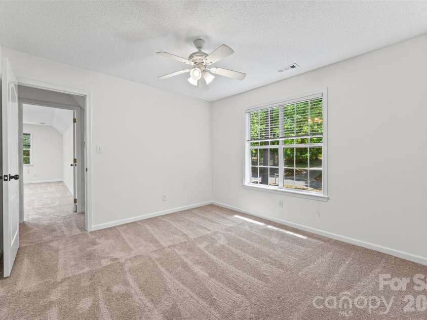 9139 Morgan Glenn Drive, Mint Hill, NC 28227.  MLS# CAR4378842, YatesRealty ID 20805. 