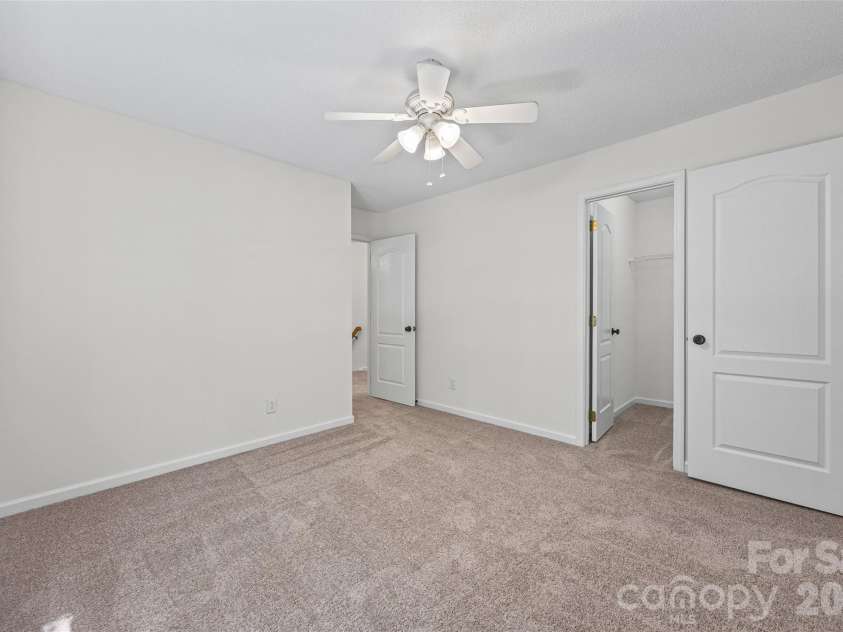 9139 Morgan Glenn Drive, Mint Hill, NC 28227.  MLS# CAR4378842, YatesRealty ID 20805. 