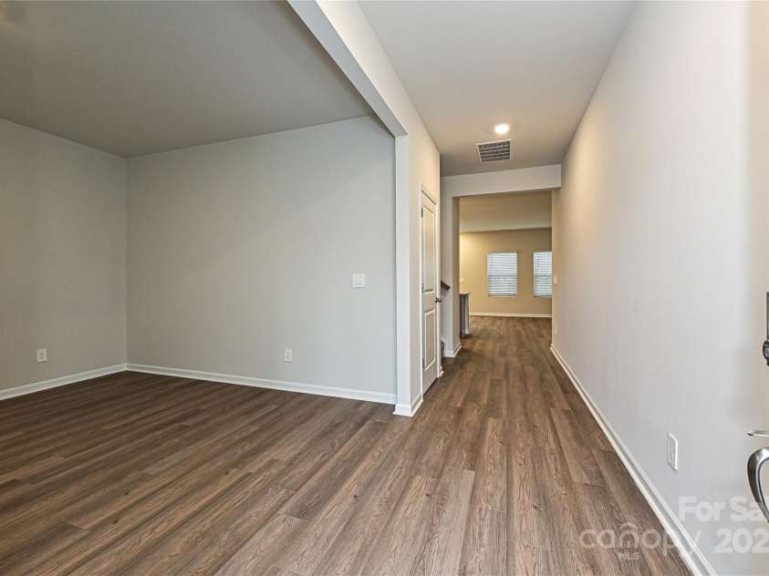 2101 Sunflower Circle, Newton, NC 28658.  MLS# CAR4334181, YatesRealty ID 20806. 