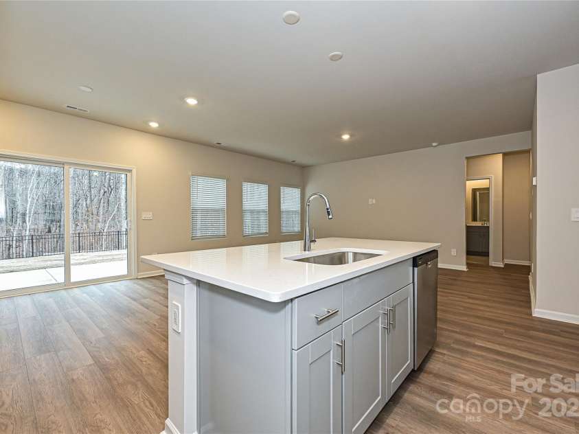 2101 Sunflower Circle, Newton, NC 28658.  MLS# CAR4334181, YatesRealty ID 20806. 