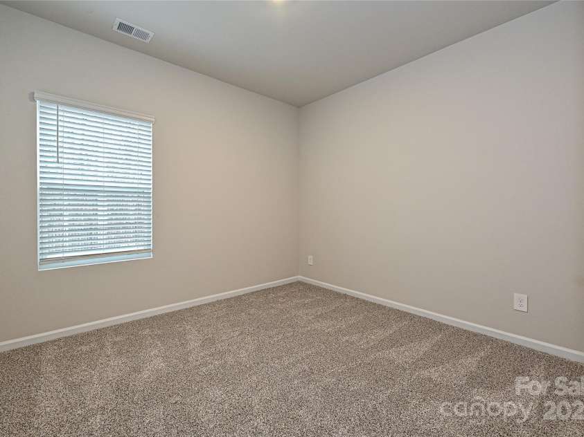 2101 Sunflower Circle, Newton, NC 28658.  MLS# CAR4334181, YatesRealty ID 20806. 