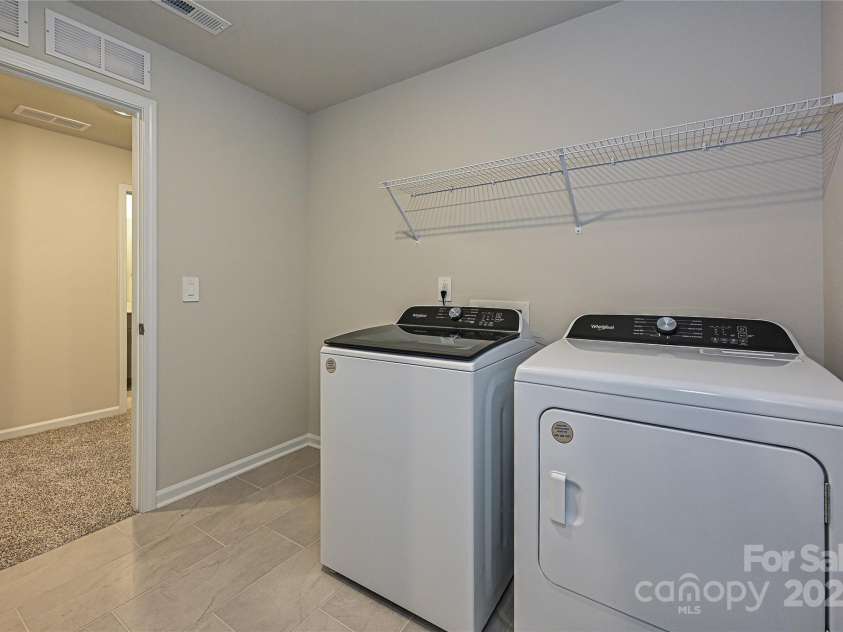 2101 Sunflower Circle, Newton, NC 28658.  MLS# CAR4334181, YatesRealty ID 20806. 