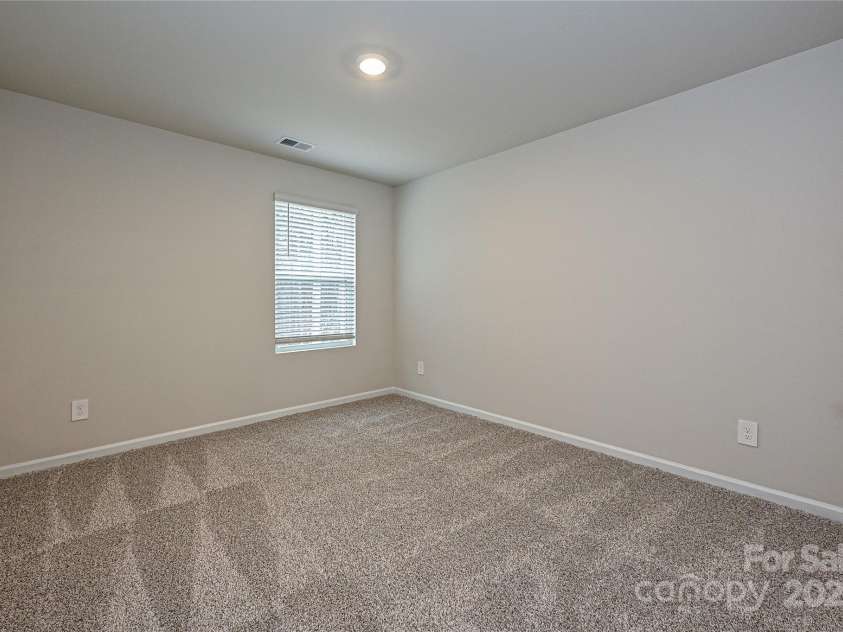 2101 Sunflower Circle, Newton, NC 28658.  MLS# CAR4334181, YatesRealty ID 20806. 