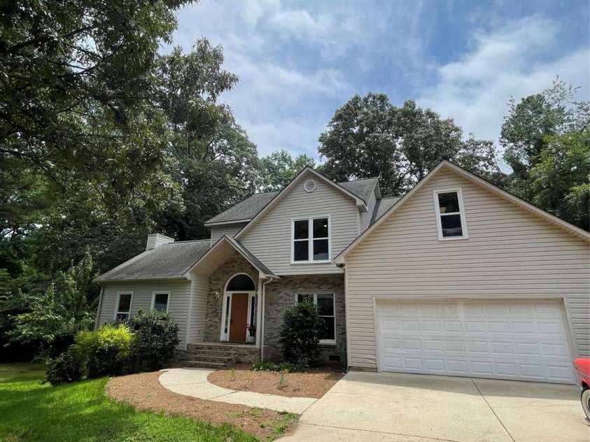 7306 Timbercreek Court, Denver, NC 28037.  MLS# CAR4231186, YatesRealty ID 20806. 