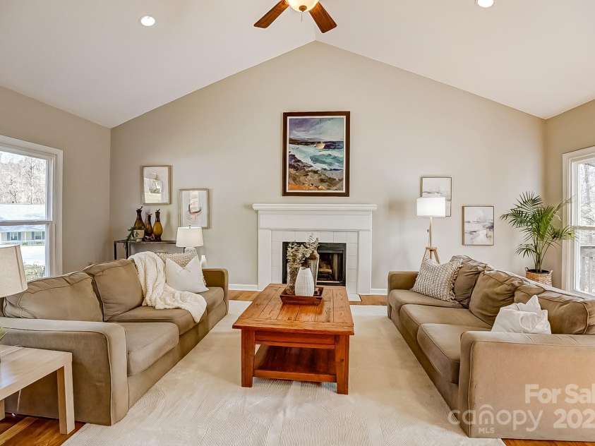 7306 Timbercreek Court, Denver, NC 28037.  MLS# CAR4231186, YatesRealty ID 20806. Great room featuring a focal point fireplace, perfect for a warm and cozy evening.