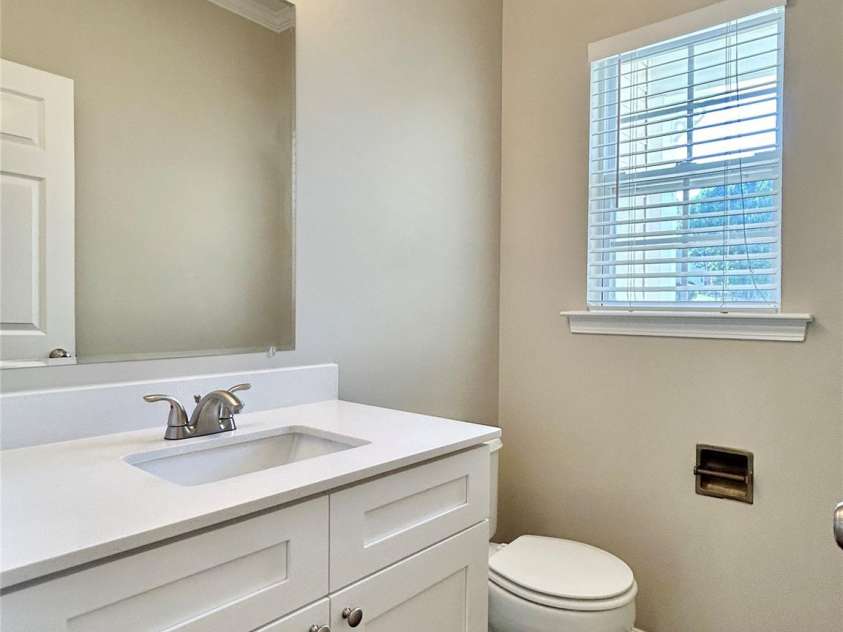 10550 Worsley Lane, Charlotte, NC 28269.  MLS# CAR4223421, YatesRealty ID 20807. 
