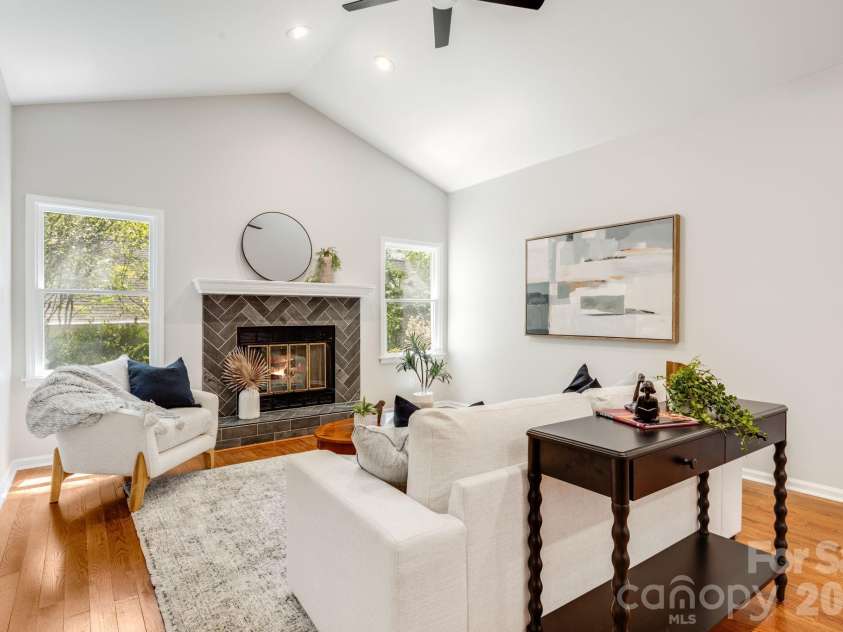 132 Fox Cross Drive, Brevard, NC 28712.  MLS# CAR4375876, YatesRealty ID 20807. 