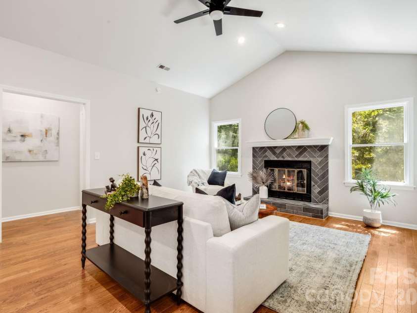 132 Fox Cross Drive, Brevard, NC 28712.  MLS# CAR4375876, YatesRealty ID 20807. 