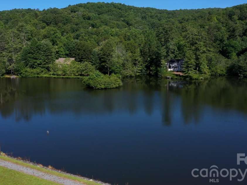 132 Fox Cross Drive, Brevard, NC 28712.  MLS# CAR4375876, YatesRealty ID 20807. 