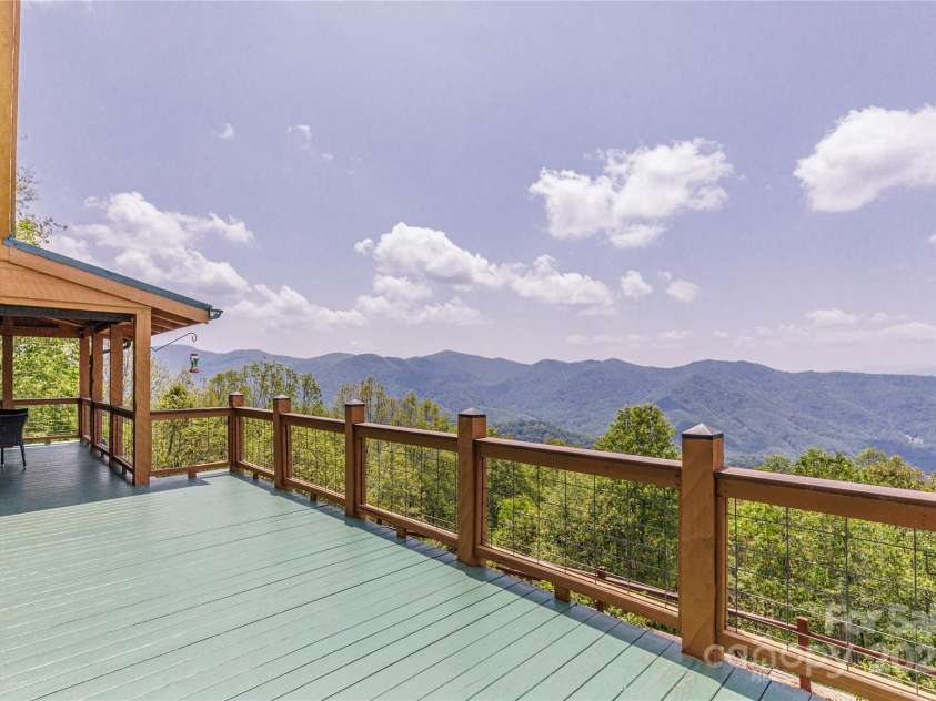 1730 Eagles Roost Road, Bryson City, NC 28713.  MLS# CAR4266458, YatesRealty ID 20808. 