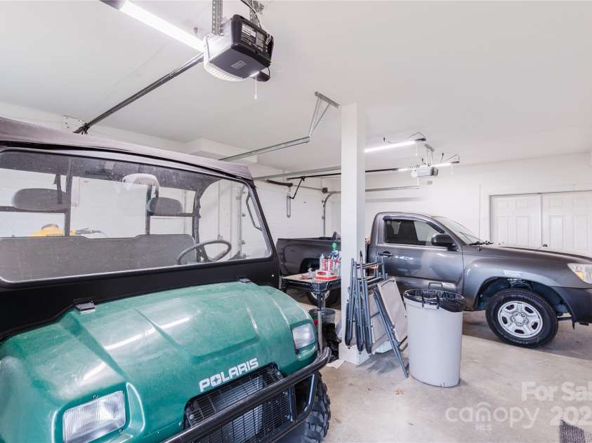 1730 Eagles Roost Road, Bryson City, NC 28713.  MLS# CAR4266458, YatesRealty ID 20808. 