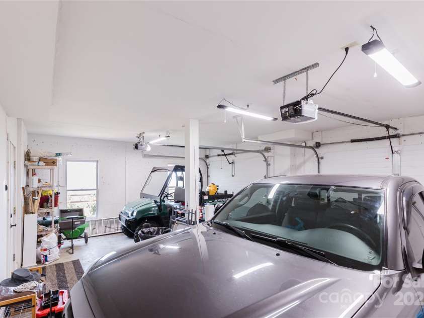 1730 Eagles Roost Road, Bryson City, NC 28713.  MLS# CAR4266458, YatesRealty ID 20808. 