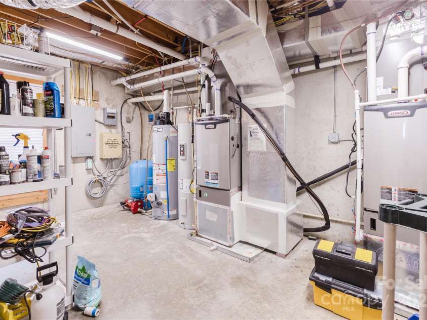 1730 Eagles Roost Road, Bryson City, NC 28713.  MLS# CAR4266458, YatesRealty ID 20808. 