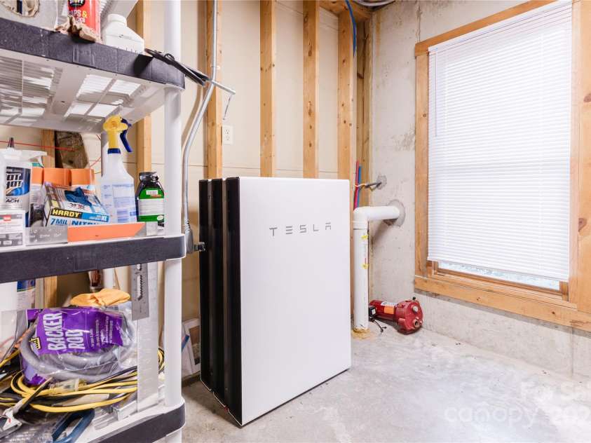 1730 Eagles Roost Road, Bryson City, NC 28713.  MLS# CAR4266458, YatesRealty ID 20808. 