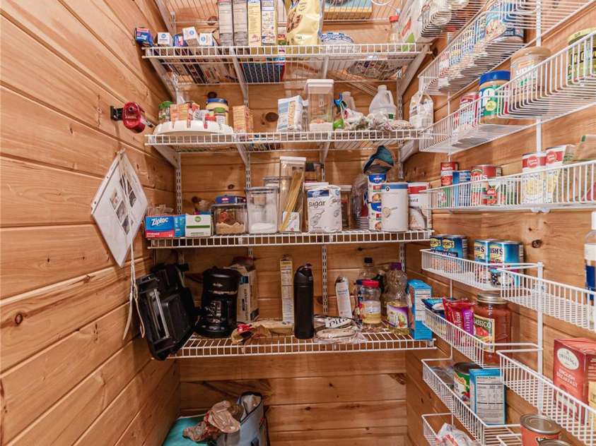 1730 Eagles Roost Road, Bryson City, NC 28713.  MLS# CAR4266458, YatesRealty ID 20808. 