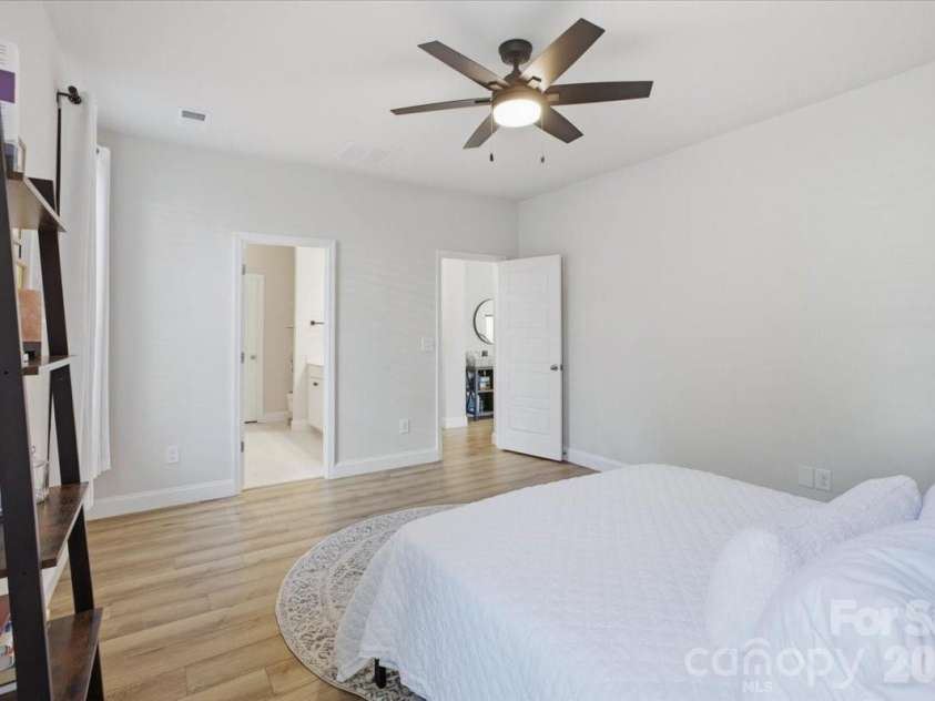 602 Banter Lane, Cramerton, NC 28032.  MLS# CAR4370237, YatesRealty ID 20809. 