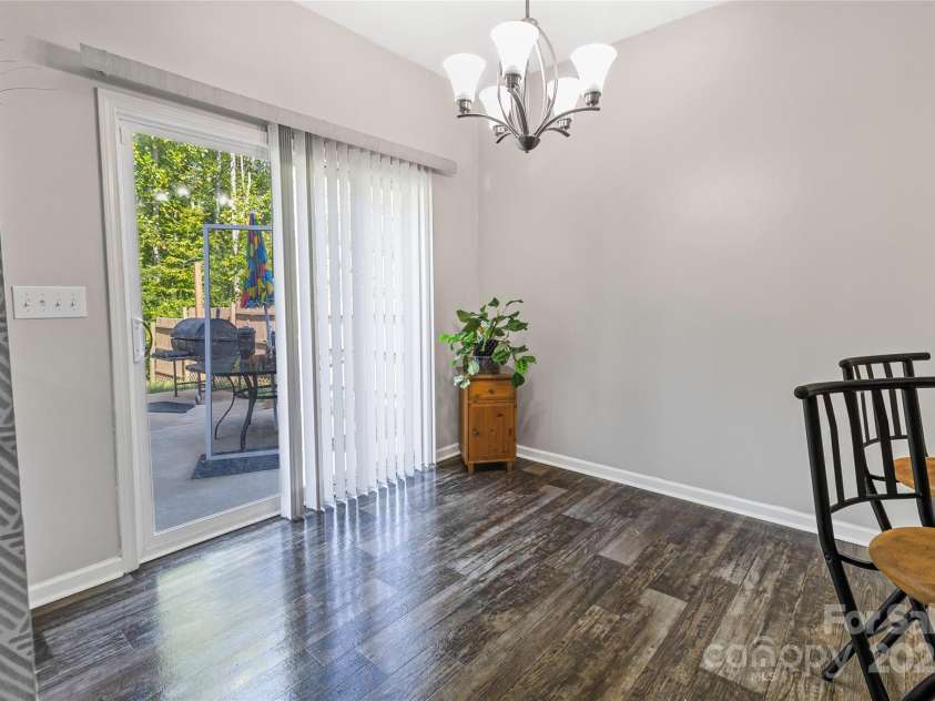 7017 Whitewater Loop, Lowell, NC 28098.  MLS# CAR4306302, YatesRealty ID 2081. Dining Area 