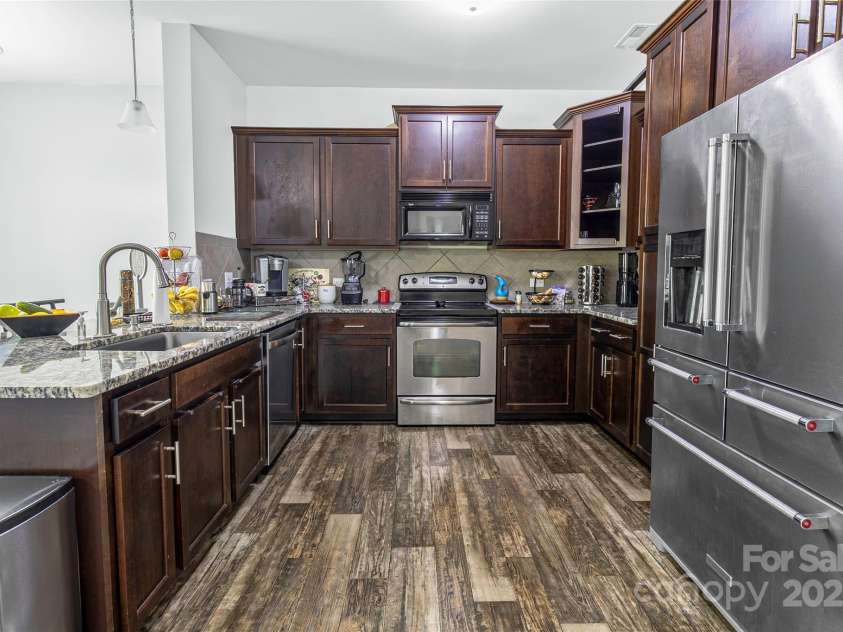 7017 Whitewater Loop, Lowell, NC 28098.  MLS# CAR4306302, YatesRealty ID 2081. Kitchen 