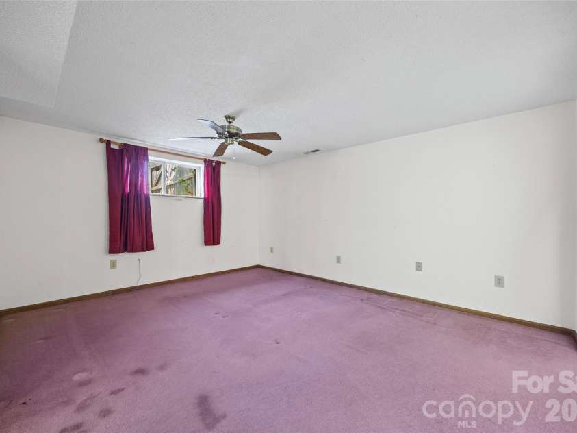 7233 Tuckaseegee Road, Charlotte, NC 28214.  MLS# CAR4379015, YatesRealty ID 20810. Basement