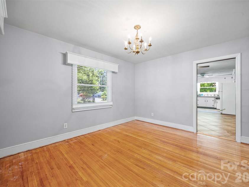 7233 Tuckaseegee Road, Charlotte, NC 28214.  MLS# CAR4379015, YatesRealty ID 20810. Dining Room