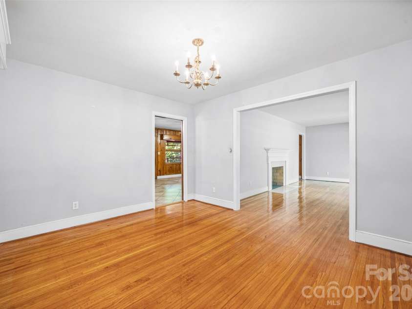 7233 Tuckaseegee Road, Charlotte, NC 28214.  MLS# CAR4379015, YatesRealty ID 20810. Dining Room