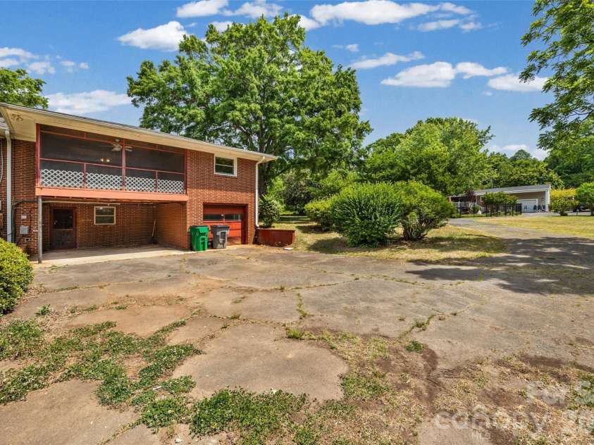 7233 Tuckaseegee Road, Charlotte, NC 28214.  MLS# CAR4379015, YatesRealty ID 20810. Exterior back 