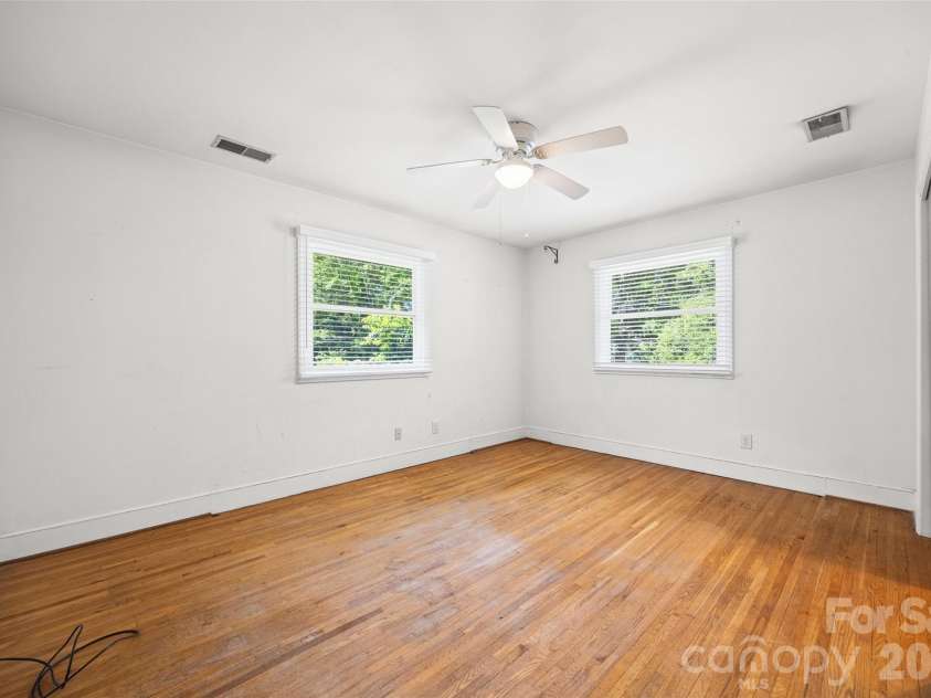 7233 Tuckaseegee Road, Charlotte, NC 28214.  MLS# CAR4379015, YatesRealty ID 20810. Primary Bedroom