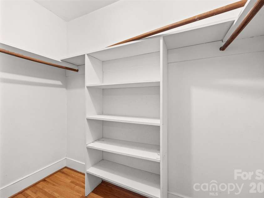 7233 Tuckaseegee Road, Charlotte, NC 28214.  MLS# CAR4379015, YatesRealty ID 20810. Primary Closet