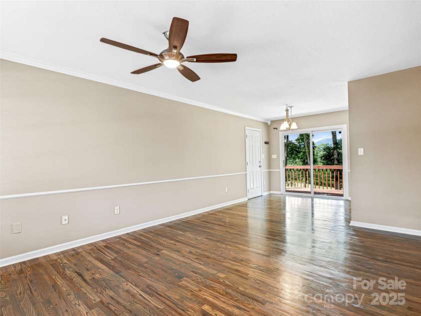 24 Memory Lane, Arden, NC 28704.  MLS# CAR4271888, YatesRealty ID 20812. 