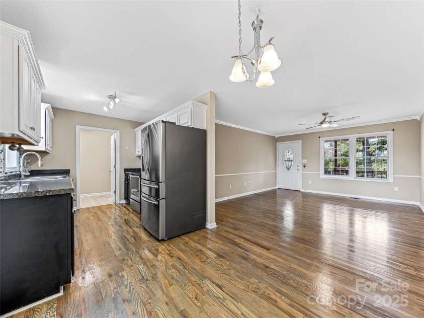 24 Memory Lane, Arden, NC 28704.  MLS# CAR4271888, YatesRealty ID 20812. 
