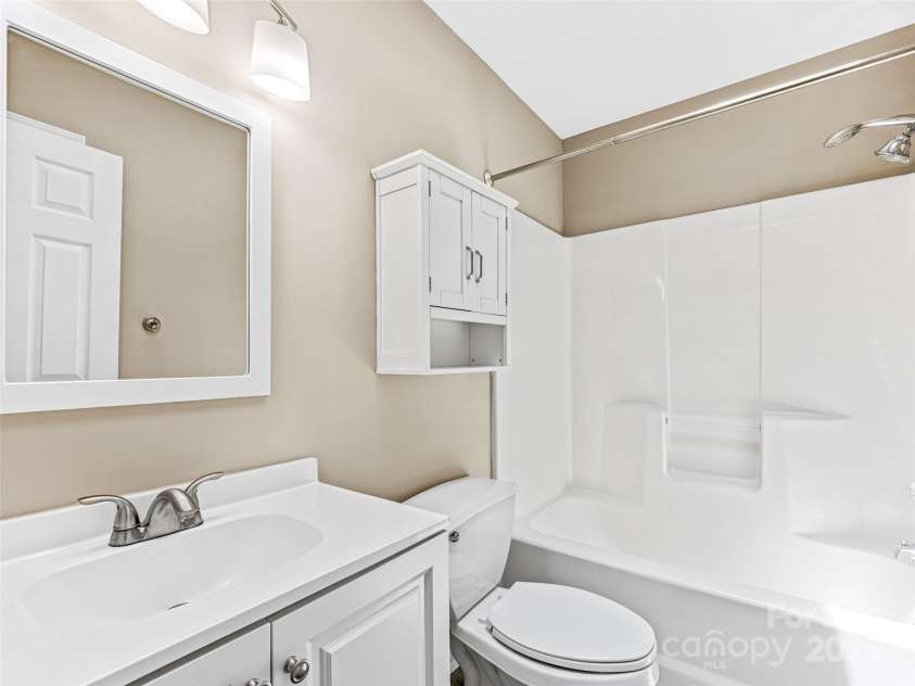 24 Memory Lane, Arden, NC 28704.  MLS# CAR4271888, YatesRealty ID 20812. 