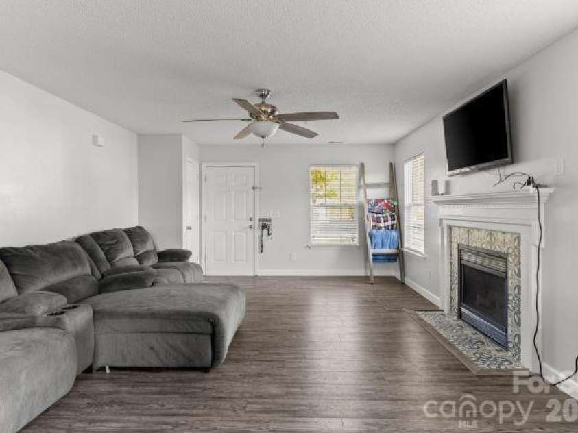 546 Danfield Drive, Clover, SC 29710.  MLS# CAR4364305, YatesRealty ID 20812. 