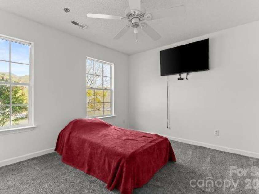 546 Danfield Drive, Clover, SC 29710.  MLS# CAR4364305, YatesRealty ID 20812. 