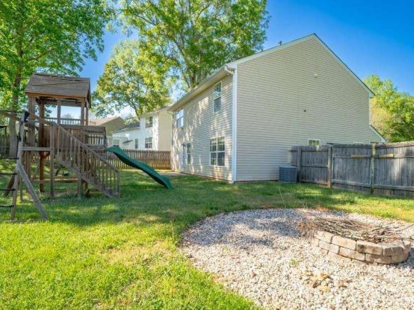 546 Danfield Drive, Clover, SC 29710.  MLS# CAR4364305, YatesRealty ID 20812. 