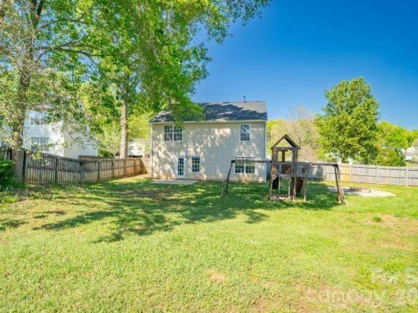 546 Danfield Drive, Clover, SC 29710.  MLS# CAR4364305, YatesRealty ID 20812. 