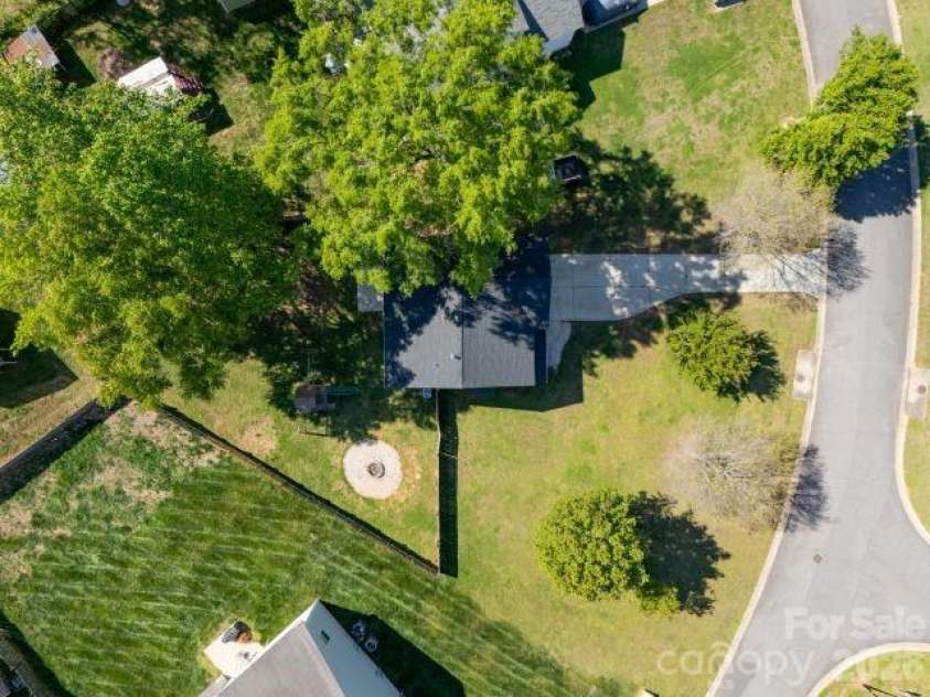 546 Danfield Drive, Clover, SC 29710.  MLS# CAR4364305, YatesRealty ID 20812. 