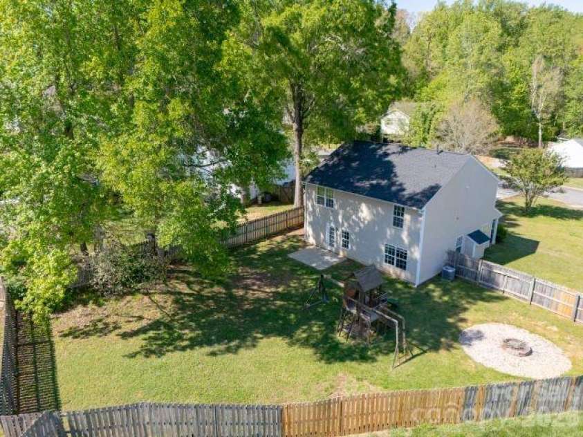 546 Danfield Drive, Clover, SC 29710.  MLS# CAR4364305, YatesRealty ID 20812. 