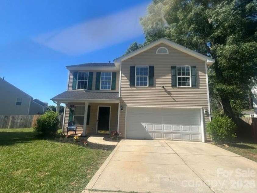 546 Danfield Drive, Clover, SC 29710.  MLS# CAR4364305, YatesRealty ID 20812. 