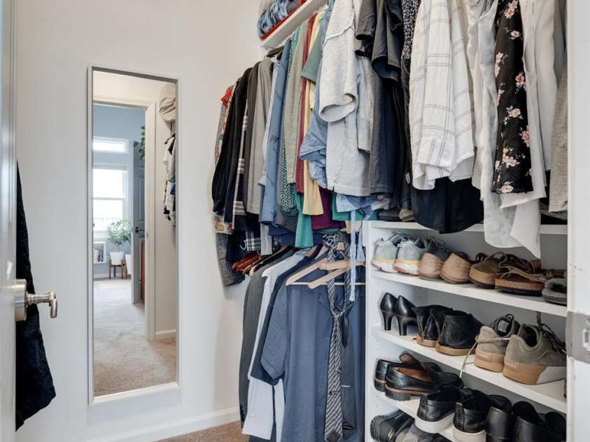 11615 Chadburn Lane, Charlotte, NC 28215.  MLS# CAR4271823, YatesRealty ID 20814. 